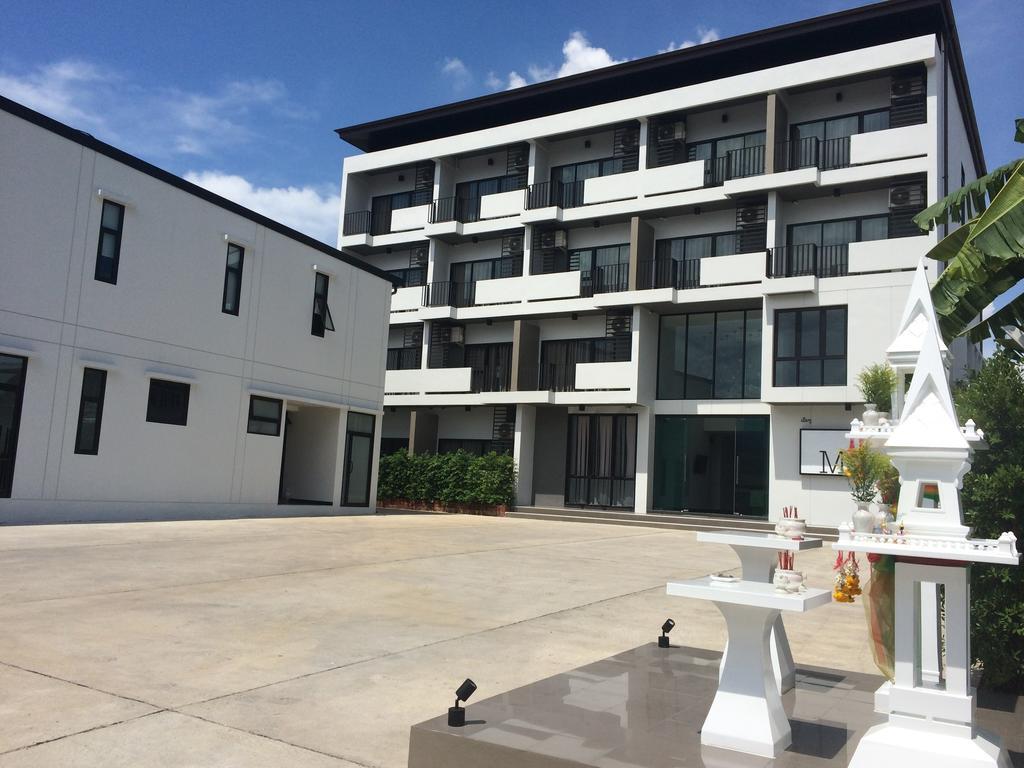 M2 Hotel Пхаяу Экстерьер фото