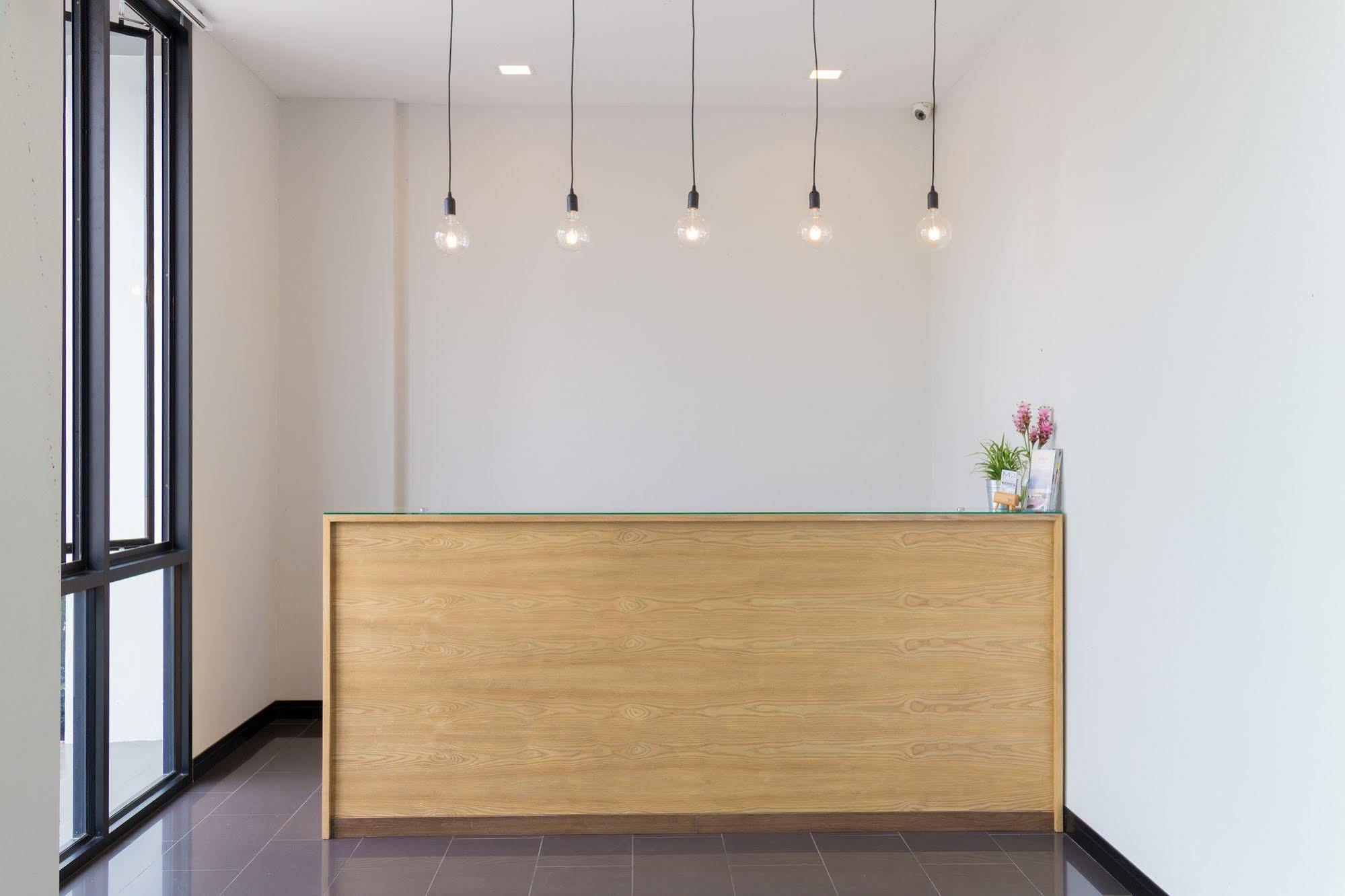 M2 Hotel Пхаяу Экстерьер фото